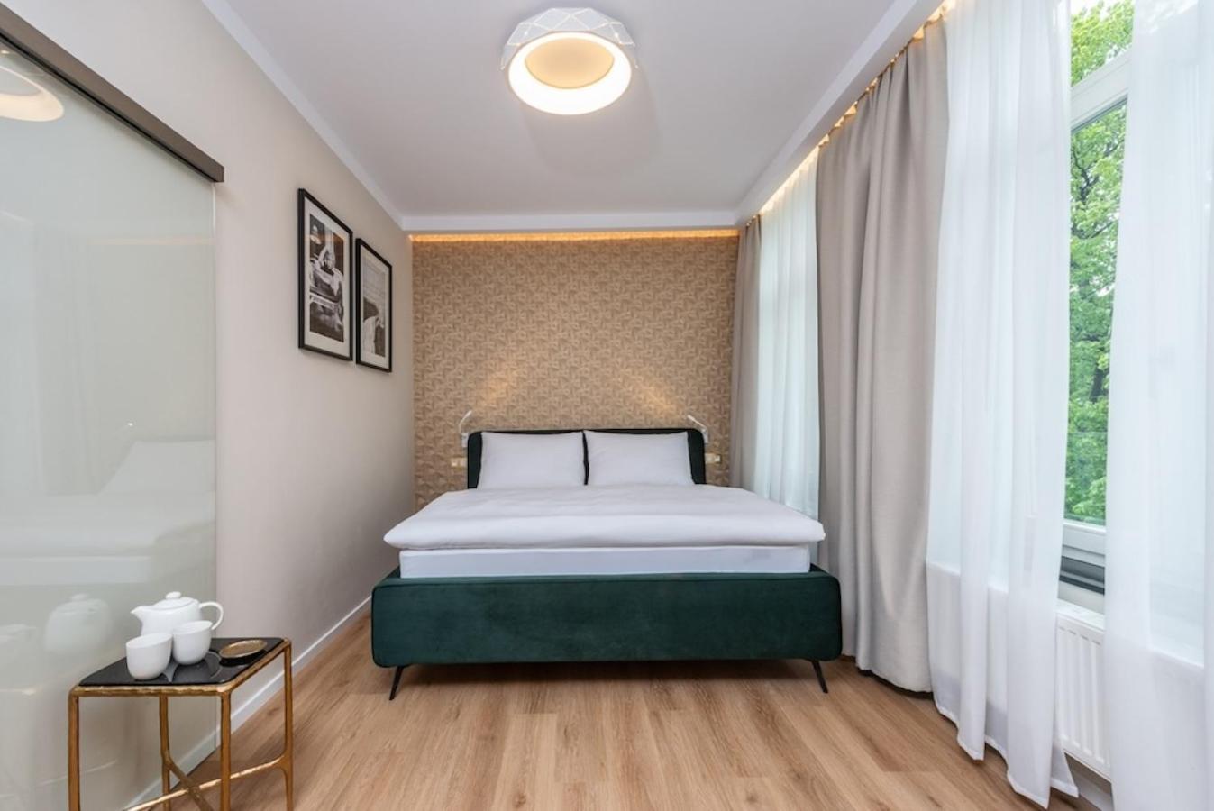 Pappas Hotel&Studio Podebrady Bagian luar foto