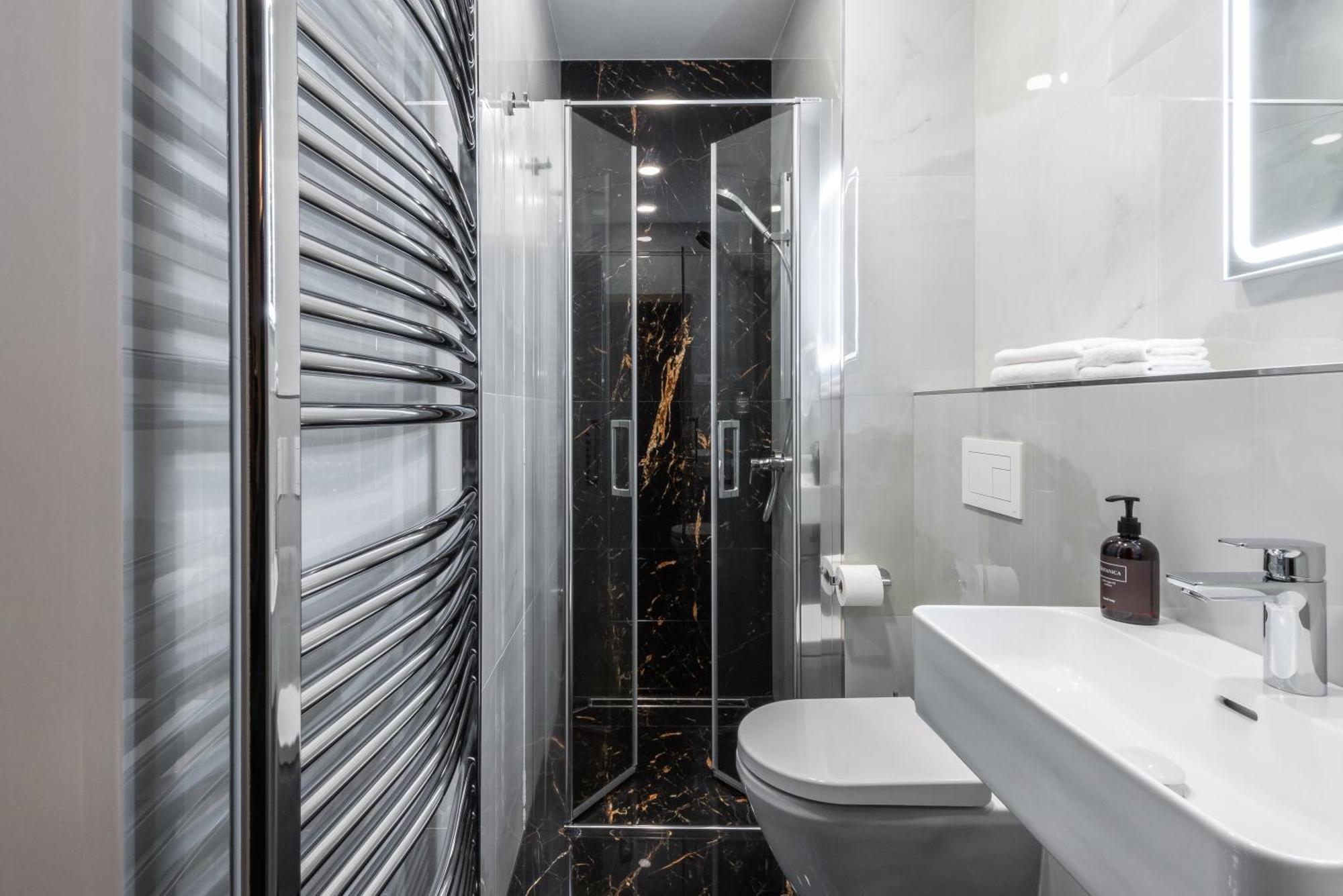 Pappas Hotel&Studio Podebrady Bagian luar foto